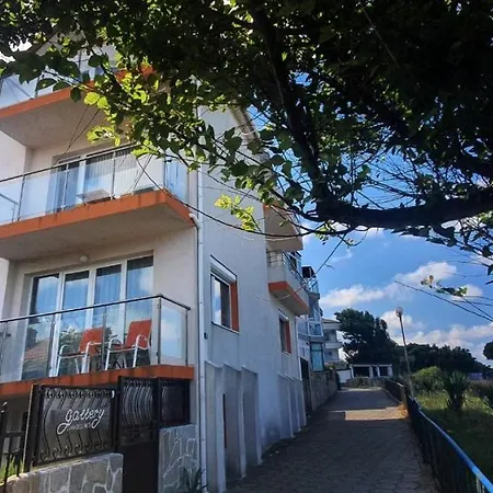 Casa Dell'arte Affittacamere 3*
