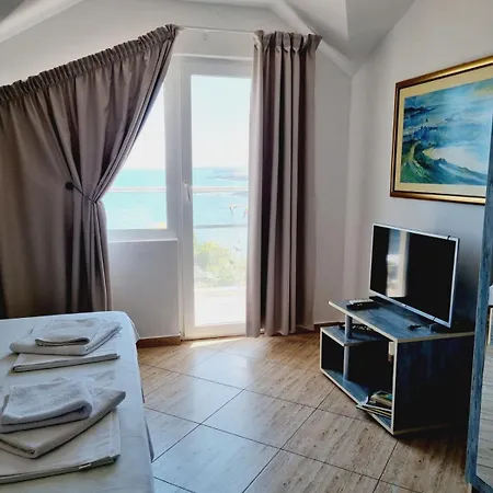 Casa Dell'arte Penzion Achtopol