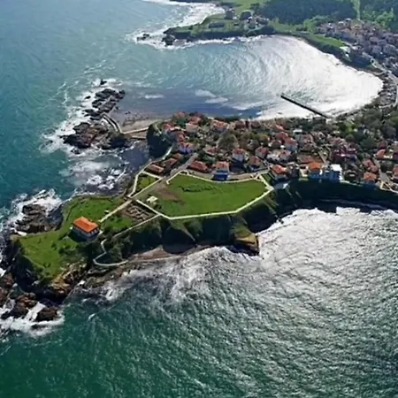 Guest house Casa Dell'arte Ahtopol